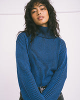 Tone Roll Neck Knit Lapis Blue Black