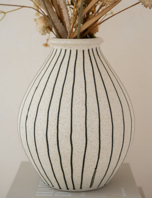 Vase Diphu Stripe - Things I Like Things I Love