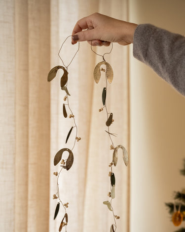 XMAS Garland Metal White - Things I Like Things I Love