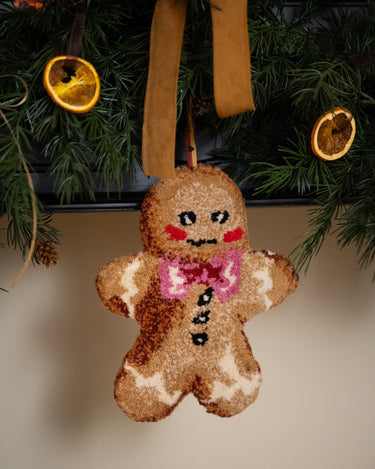 XMAS Handmade Tuft Hanger Gingerbread Man - Things I Like Things I Love