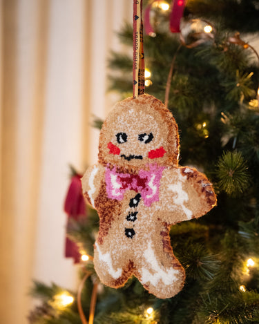 XMAS Handmade Tuft Hanger Gingerbread Man - Things I Like Things I Love