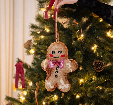 XMAS Handmade Tuft Hanger Gingerbread Man - Things I Like Things I Love