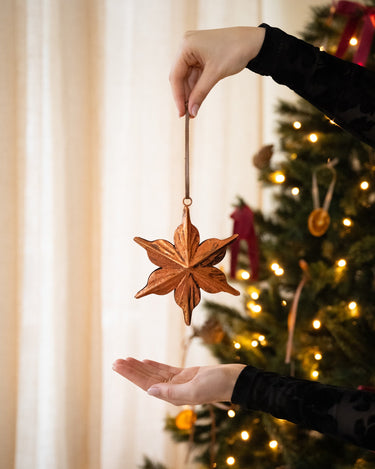 XMAS Ornament Star Foil - Things I Like Things I Love