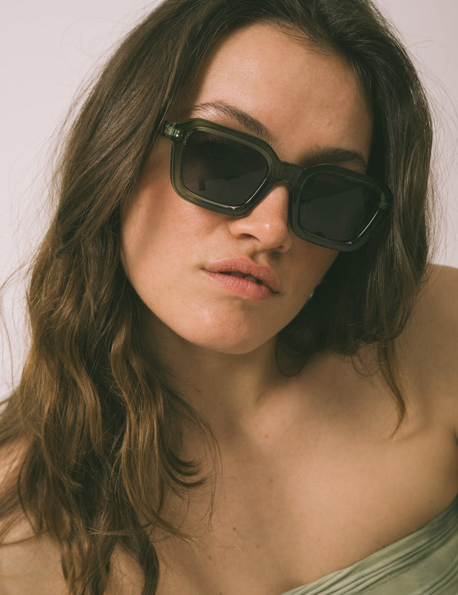 TILTIL Sunglasses Dana Moss Green - Things I Like Things I Love